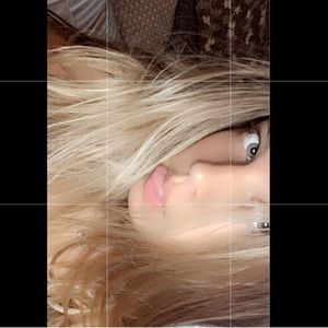 Meet your Posher, Liv